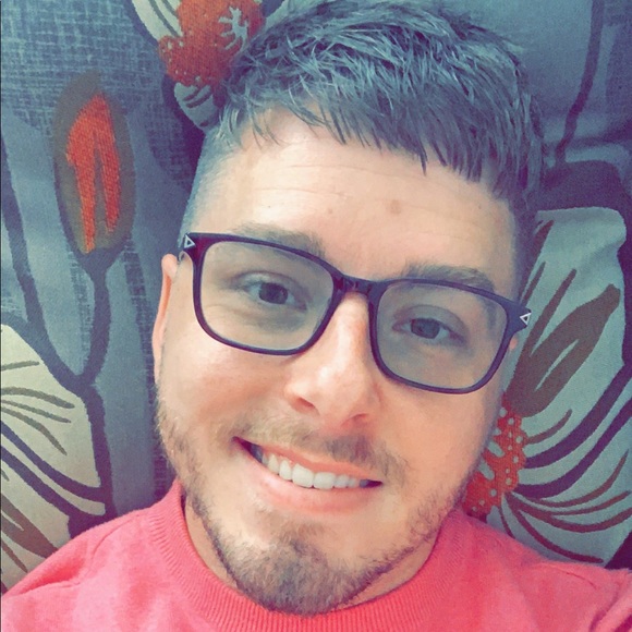 Meet your Posher, David - Picture 1 of 1